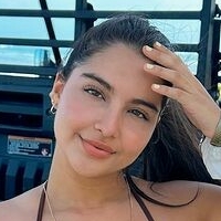 Александра Виянуева Голи