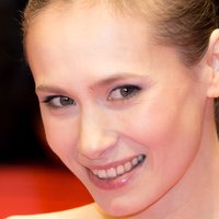 Алина Левшин Голи