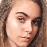 Амбърли Уест Голи