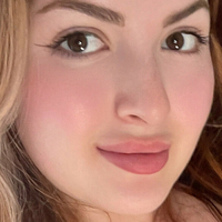 amyaugusttease Голи