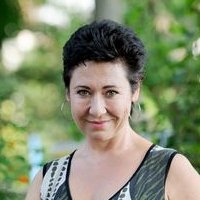 Андреа Хендлер Голи