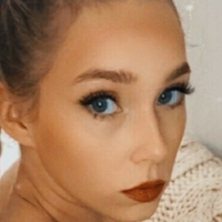 Анна Райън Голи