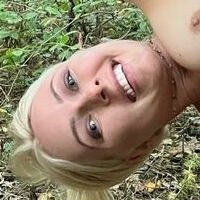 Анна Делос Голи