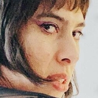 ашли адамсон Голи