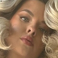 Ashley Resch VIP Голи