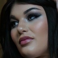 Беа Прийстли | Блеър Дейвънпорт Голи