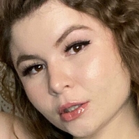 Кейти Нейкид Голи