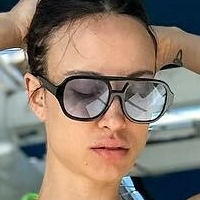 Камила Кавало Голи