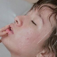 Селеста Вайбс Голи