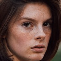 Шанел Асберг Голи