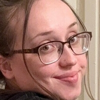 Челси Лин Голи