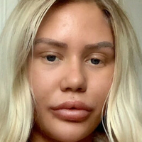 Хлоя Ниемела Уелс Голи