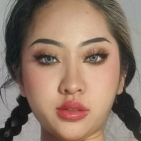 Клаудия Хон Голи
