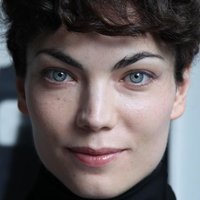 Корали Ревел Голи