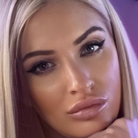 CrystalElise Голи