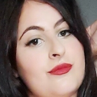 кървигийквип Голи