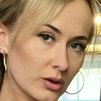 Данелия Самърс Голи