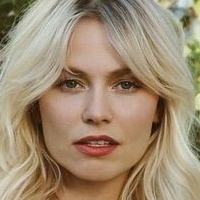 Елена Чер Голи
