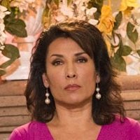 Елизабет Керъл Голи