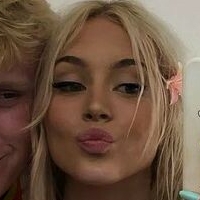 Ела Сеселия Фийлд Голи