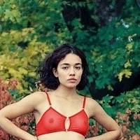 Ела Флеър Голи