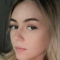 Ела Мур Голи
