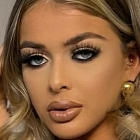 Ела Стандринг Голи