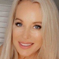 Ellehotmom Голи