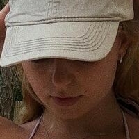 ели Голи