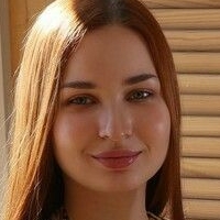 Ели Стантън Голи