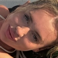 Ембър Хоуторн Голи