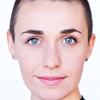 Емили Томас Голи