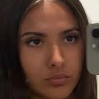 Емили Рийс Голи