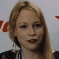 Енни Оюткангас Голи