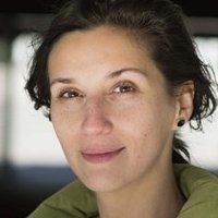 Естер Банфалви Голи