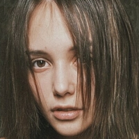 ева Голи