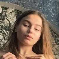 Ева влюбена Голи