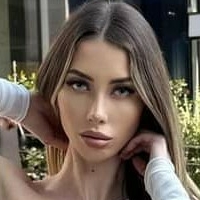 Ева Мента Голи