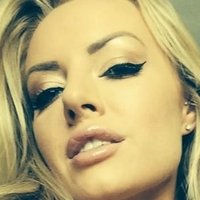 Хана Клейдън Голи