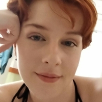 Холи Роуз Голи