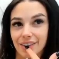 Хотфолингдевил Голи