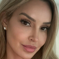 хъстълуизан Голи