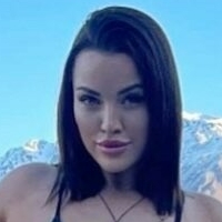 айаманджелджесикаа Голи