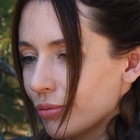 Джулия Рейн Голи