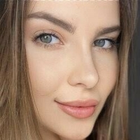 Калиса Пърл Голи