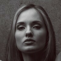 Кейти Холик Голи