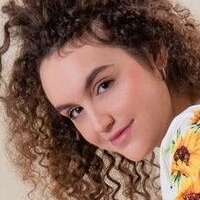 Констанс Голи