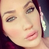 Кристал Невеах Голи