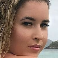 Лорън Сангстър Голи