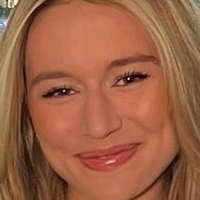 Лиа Луис Голи